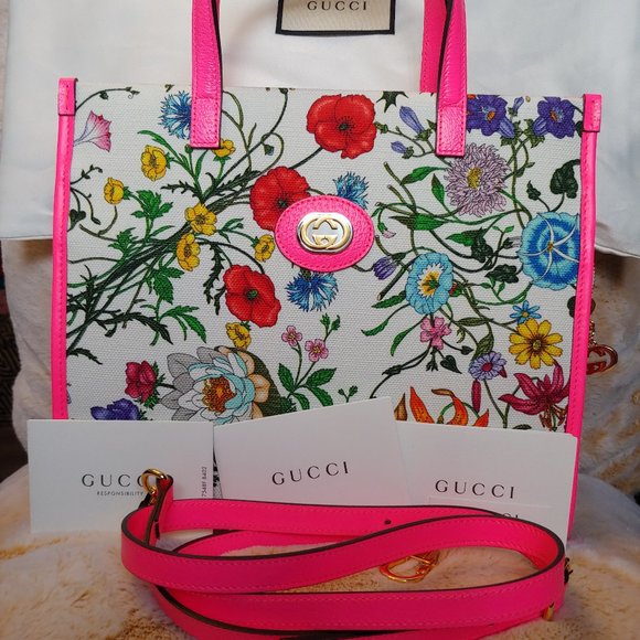 Gucci Handbags - SOLD🙏NWOT GUCCI FLORAL PRINT TOTE BAG